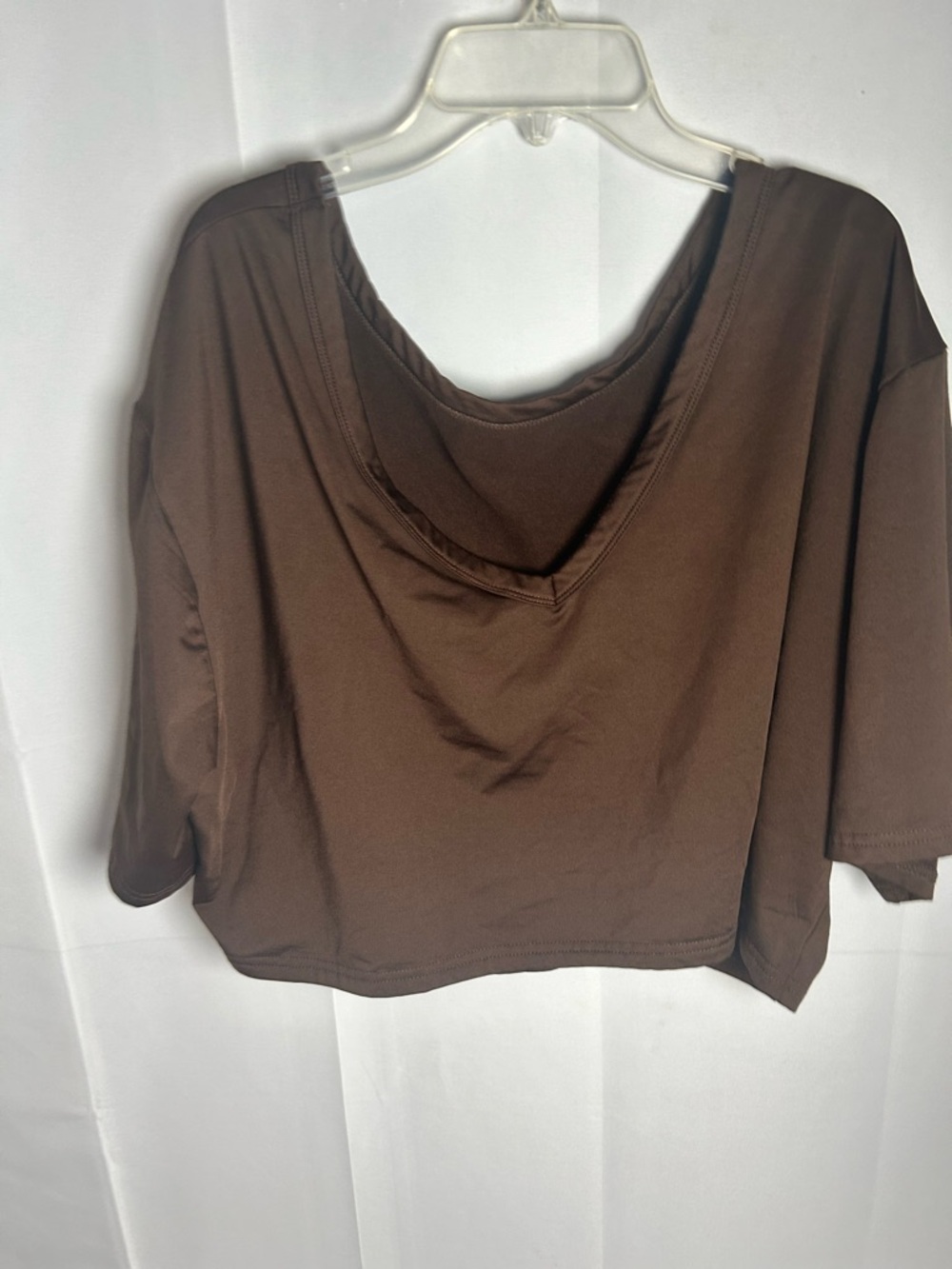 Everyday V-Neck Crop Tee - Brown